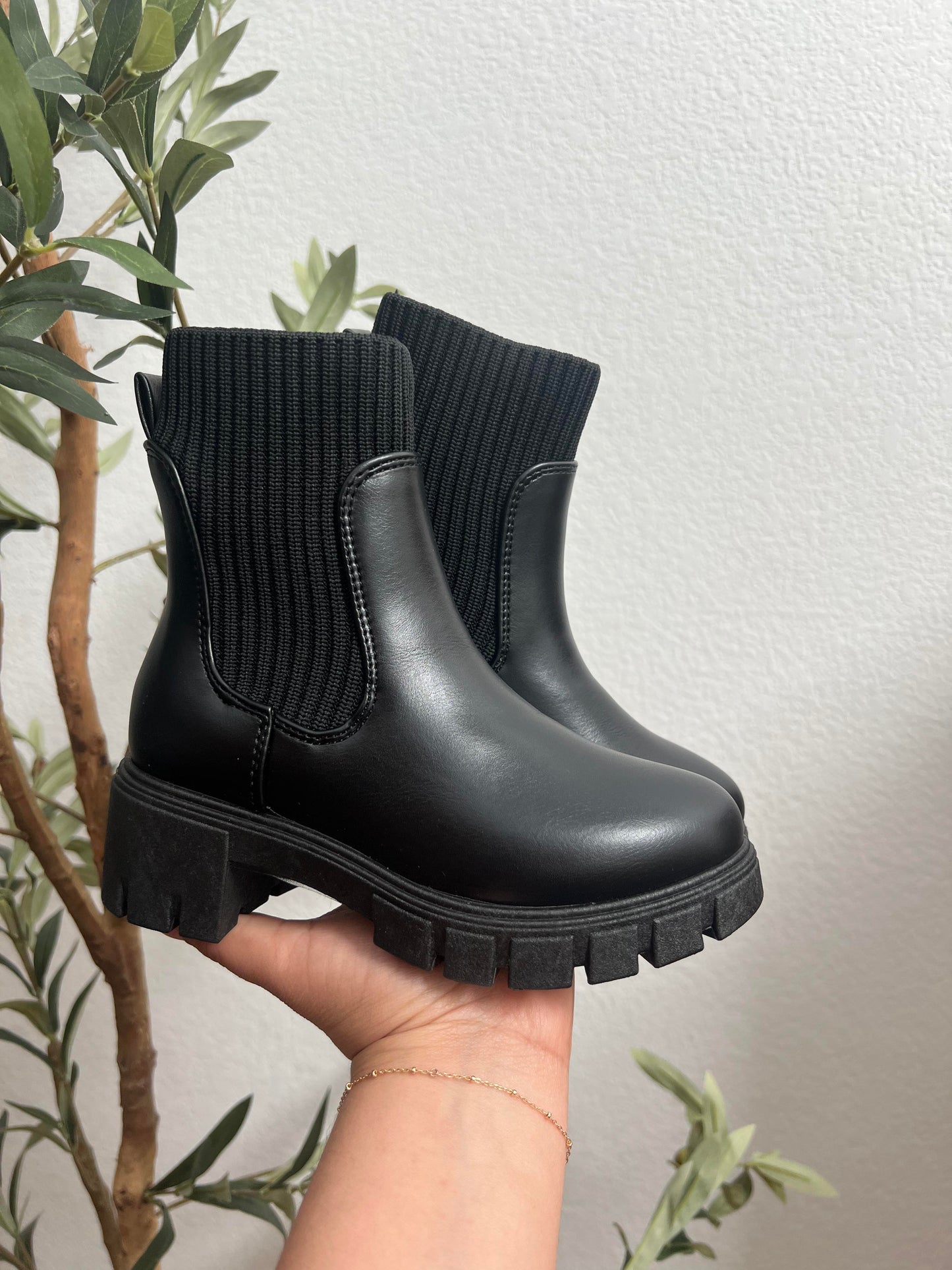 Gracie Boots - Black